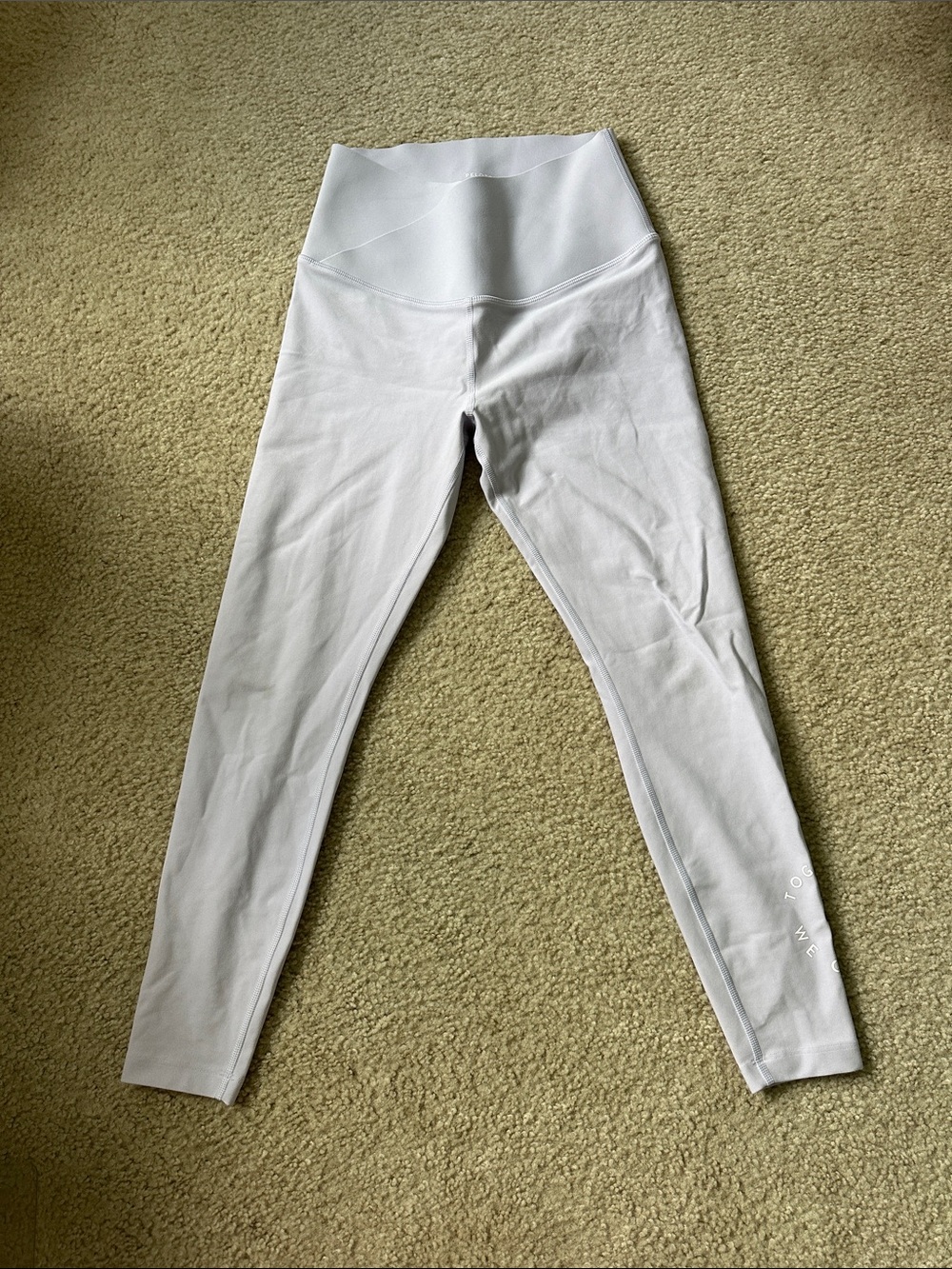 Peloton light purple criss cross leggings